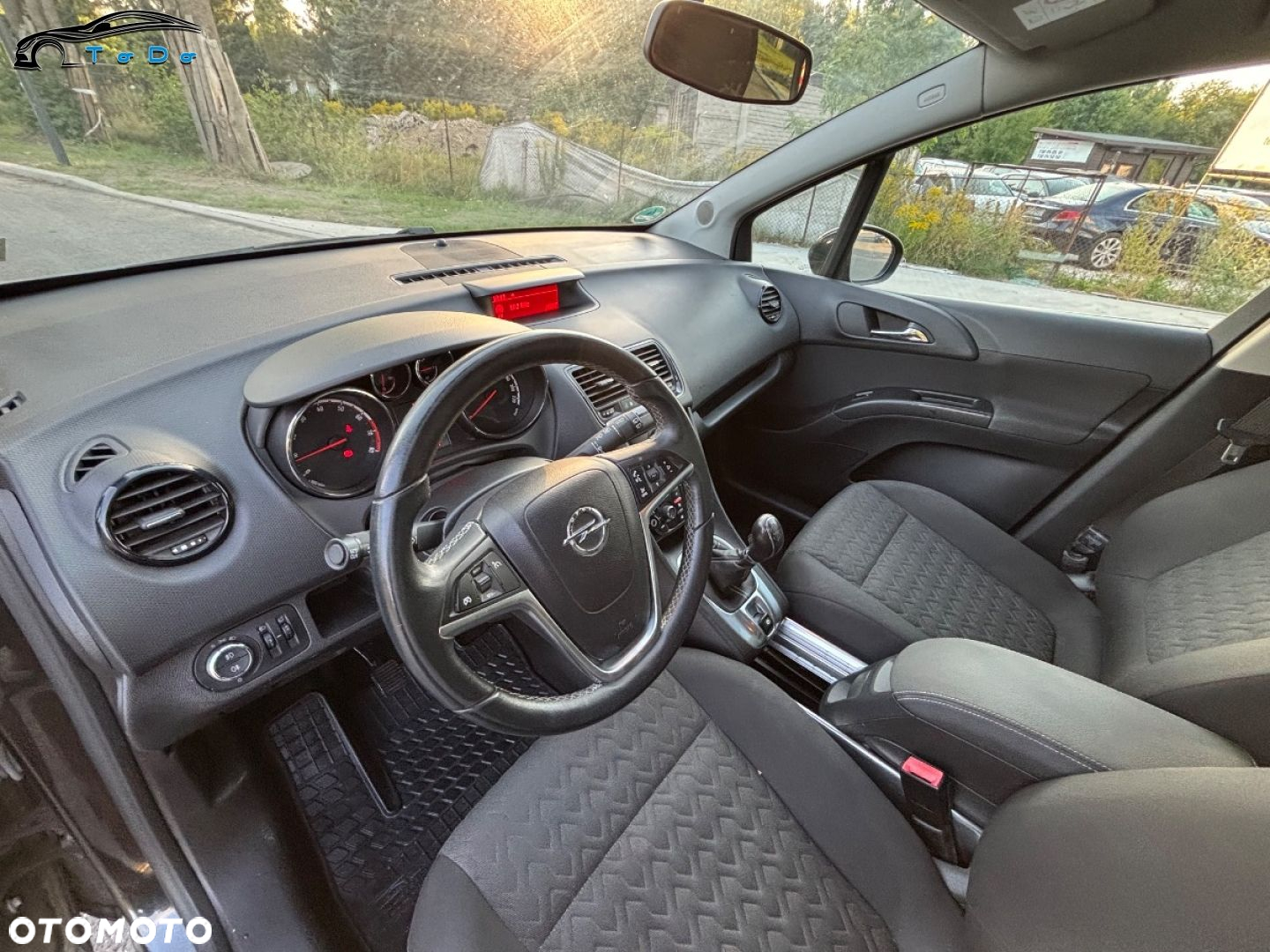 Opel Meriva 1.4 T Design Edition S&S - 20
