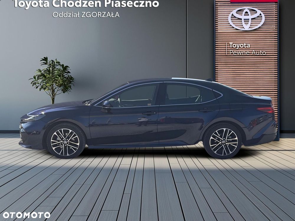 Toyota Camry 2025 photo 2