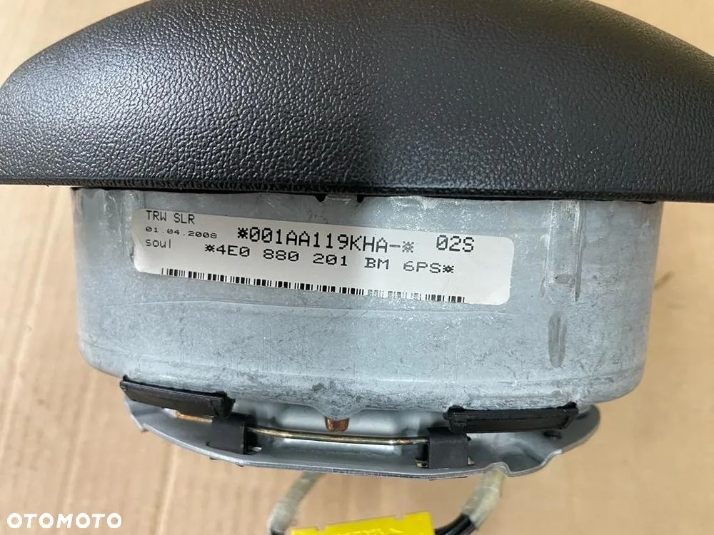 KIEROWCY AUDI A8 D3 2LIFT PODUSZKA CZTERORAMIENNA SOUL 4E0880201BM - 4