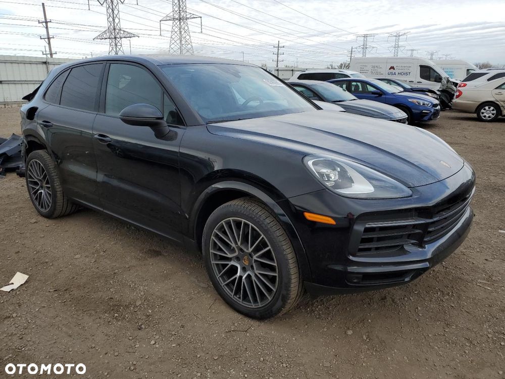 Porsche Cayenne - 2