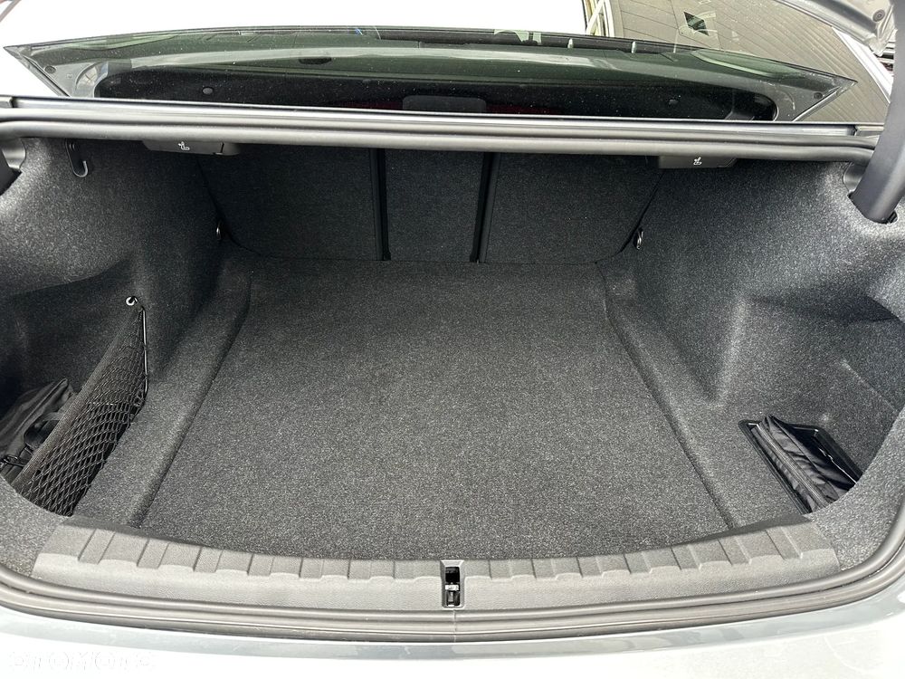 BMW Seria 3 - 22