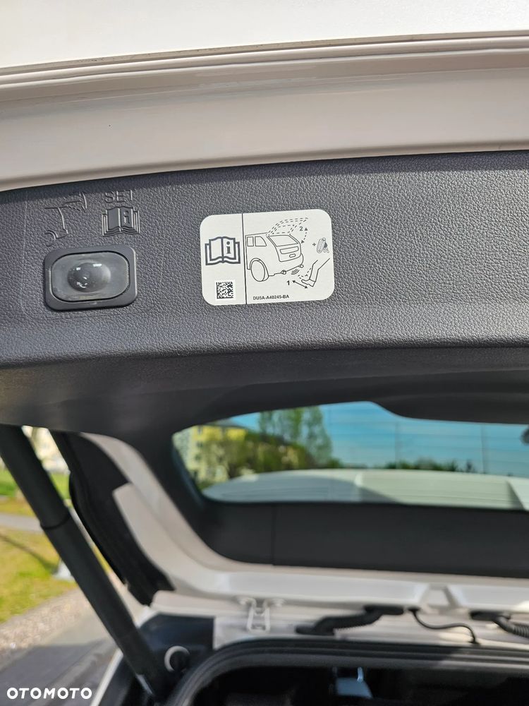 Ford Kuga - 8