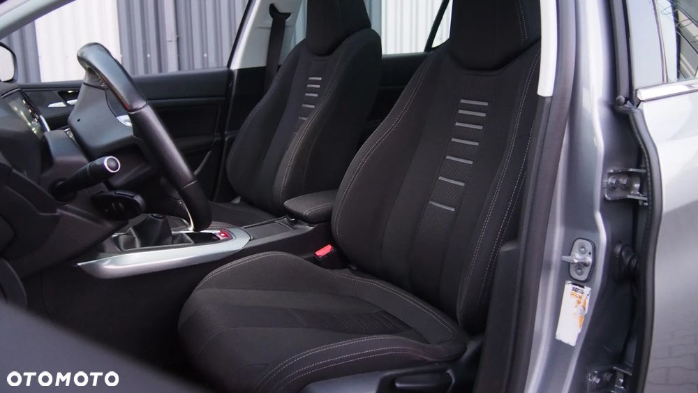 Peugeot 308 BlueHDi 120 Stop & Start Business-Line - 24