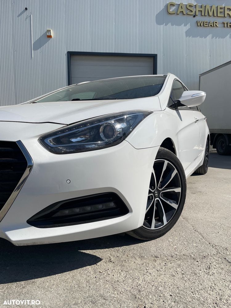 Hyundai i40 1.7 CRDI CW 7DCT ISG Supreme Pack+ - 7