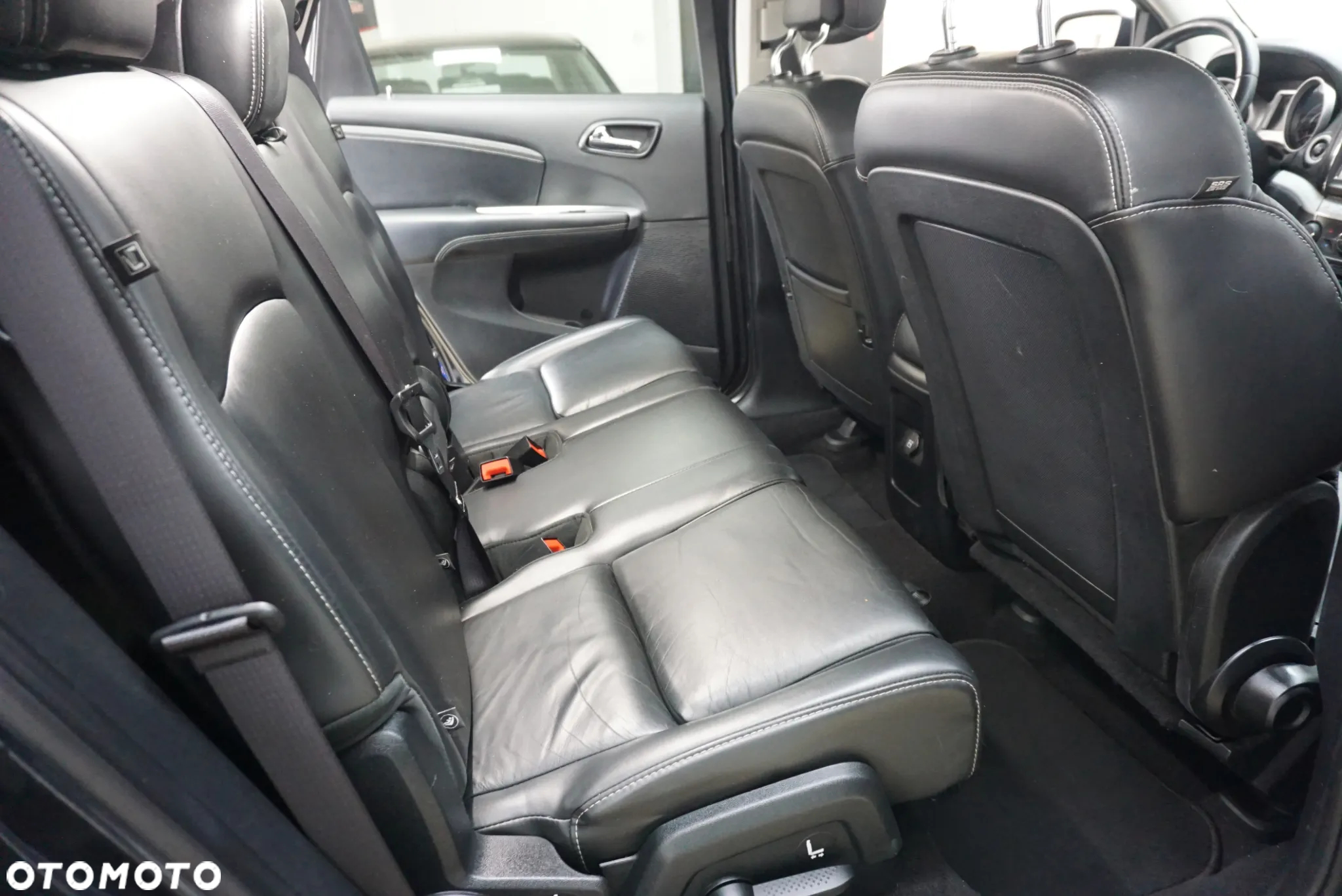 Fiat Freemont 2.0 Multijet Lounge AWD - 24