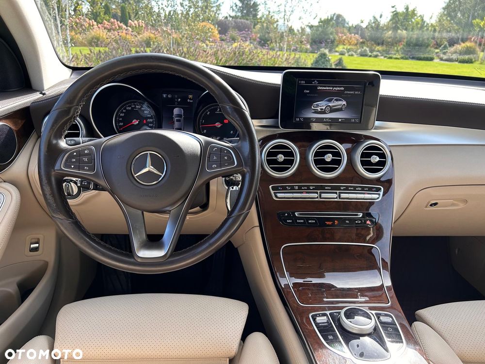 Mercedes-Benz GLC 350 d 4Matic 9G-TRONIC AMG Line - 8