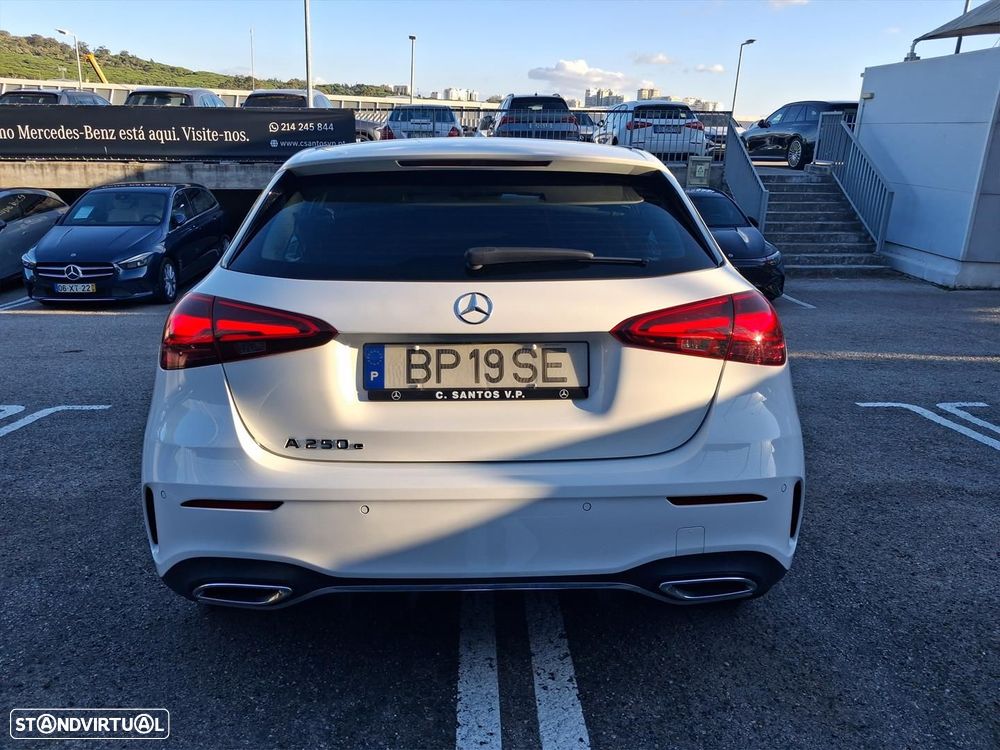 Mercedes-Benz A 250 e AMG Line - 7