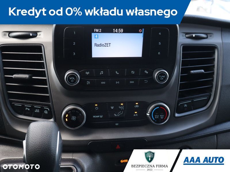 Ford Transit Custom - 13