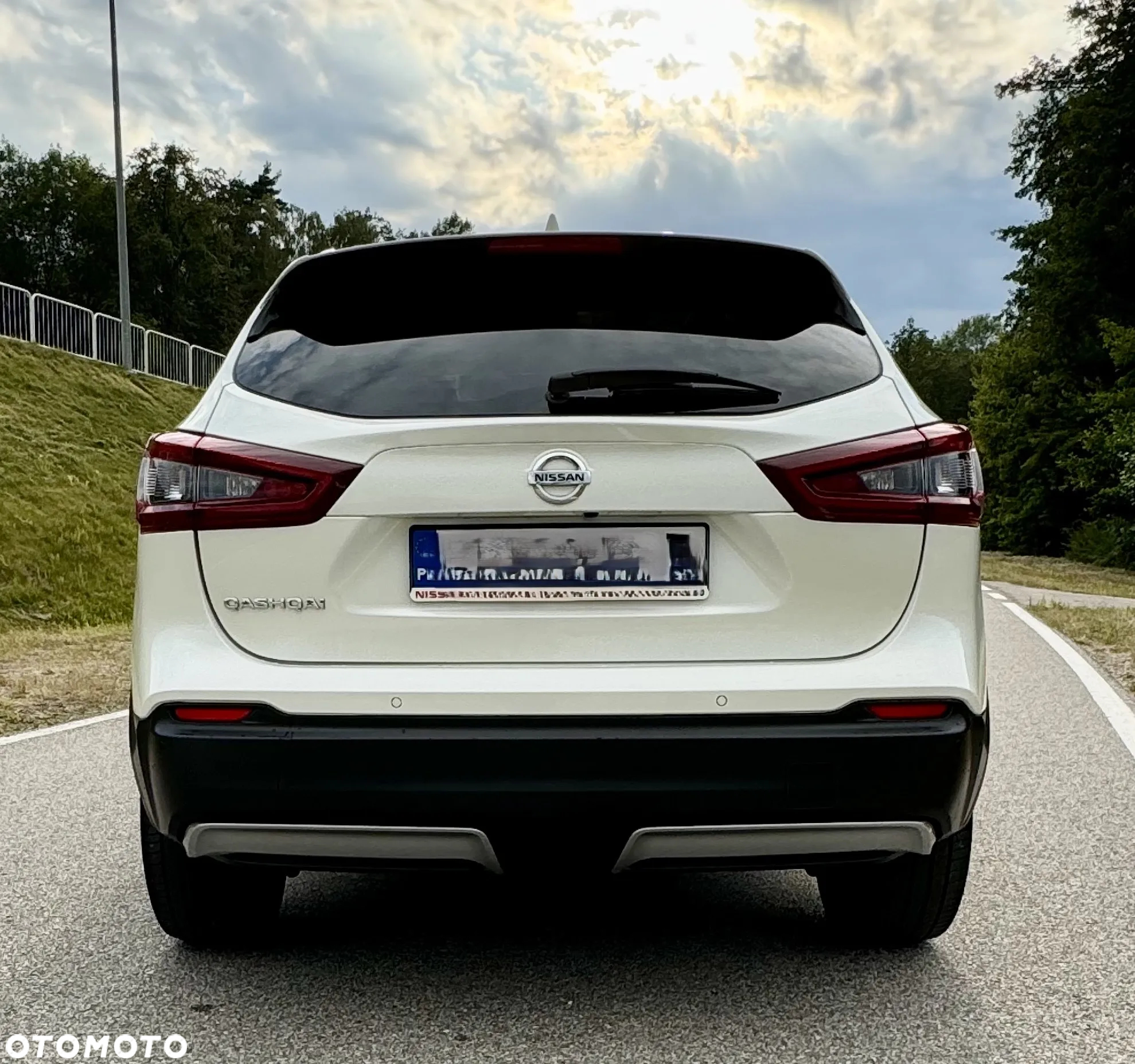 Nissan Qashqai 1.3 DIG-T N-Connecta DCT - 5