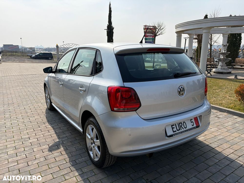 Volkswagen Polo 1.4 DSG Comfortline - 2