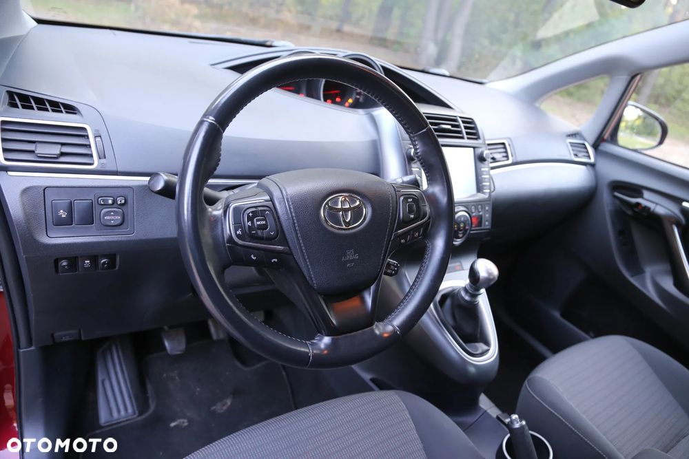 Toyota Verso 1.8 Selection 7os EU6 - 22