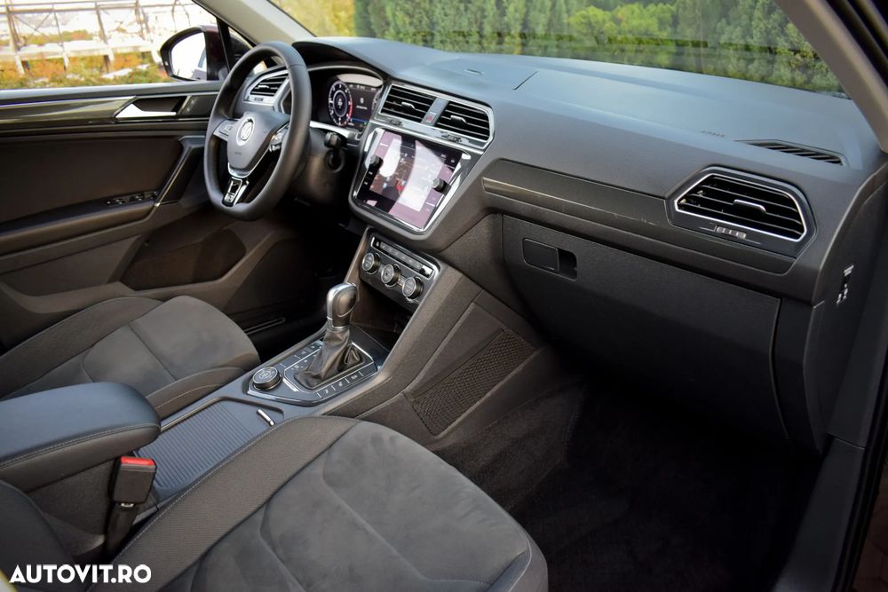 Volkswagen Tiguan - 33