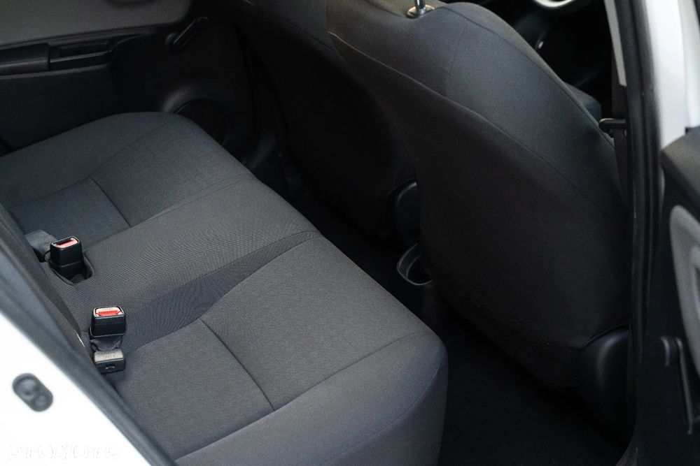 Toyota Yaris 1.0 Life - 35