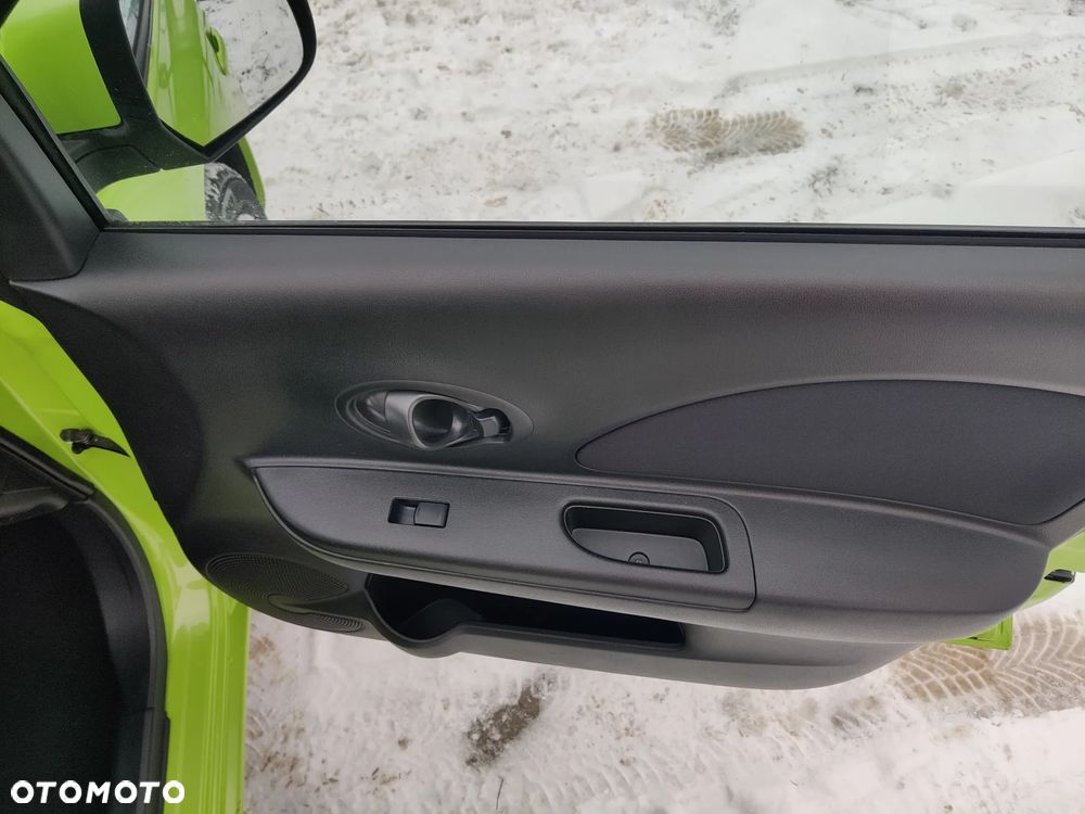 Nissan Micra 1.2 DIG-S Salt & Pepper - 27