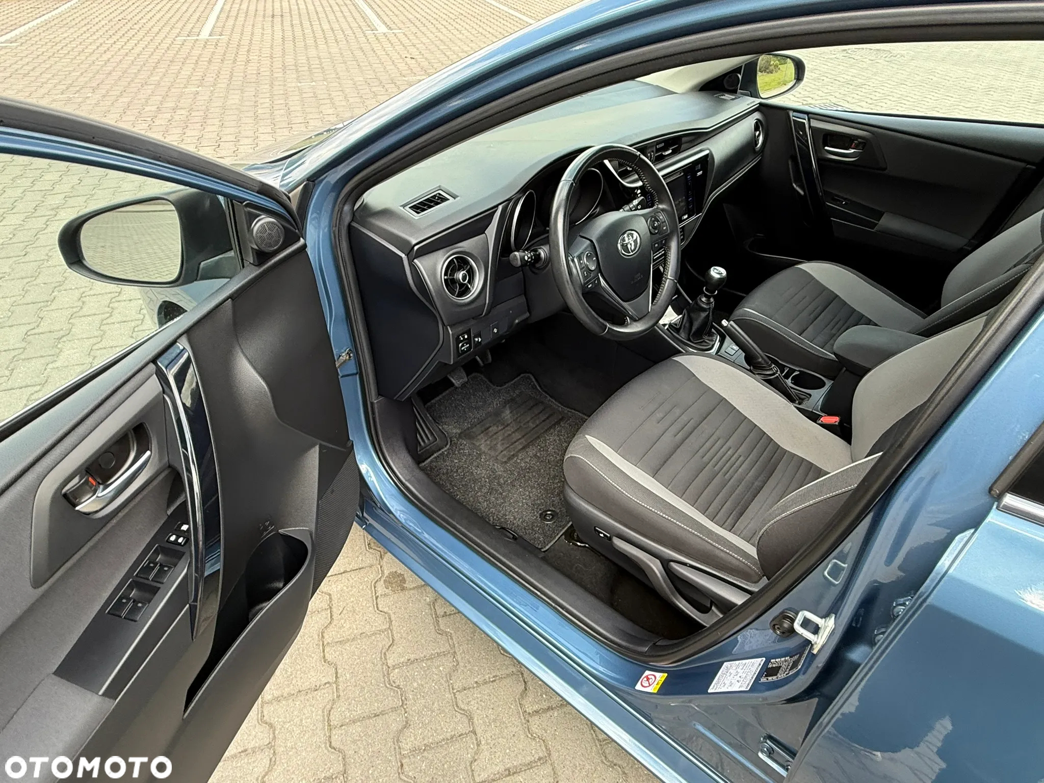Toyota Auris 1.2 Turbo Edition S+ - 22