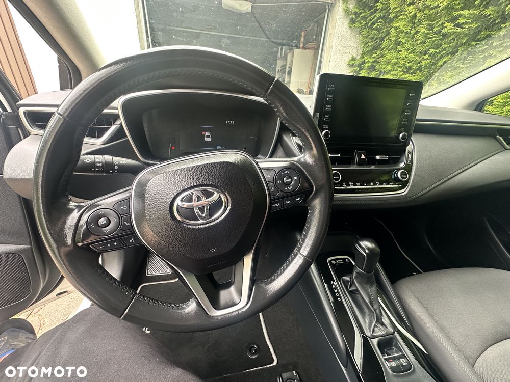 Toyota Corolla 1.8 Hybrid Comfort - 23