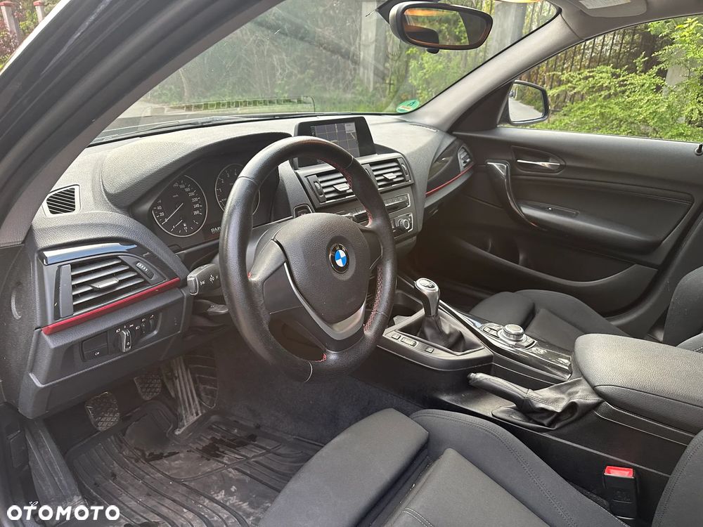 BMW Seria 1 118i Sport Line - 10
