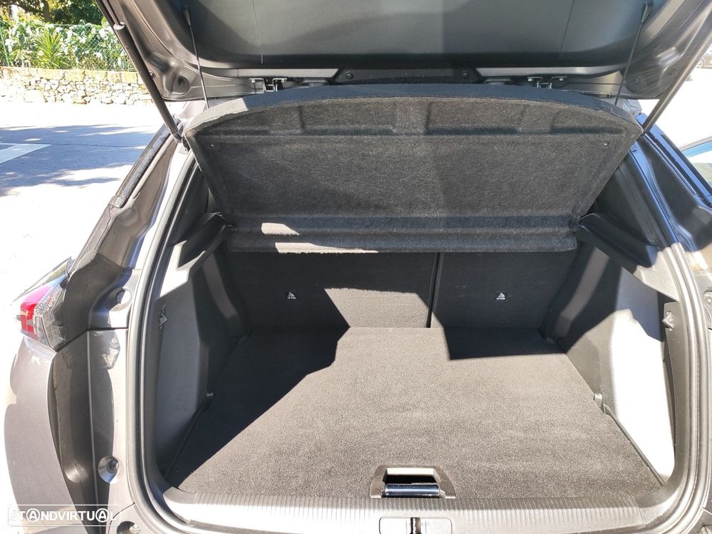 Peugeot 2008 1.5 BlueHDi Allure Pack - 24