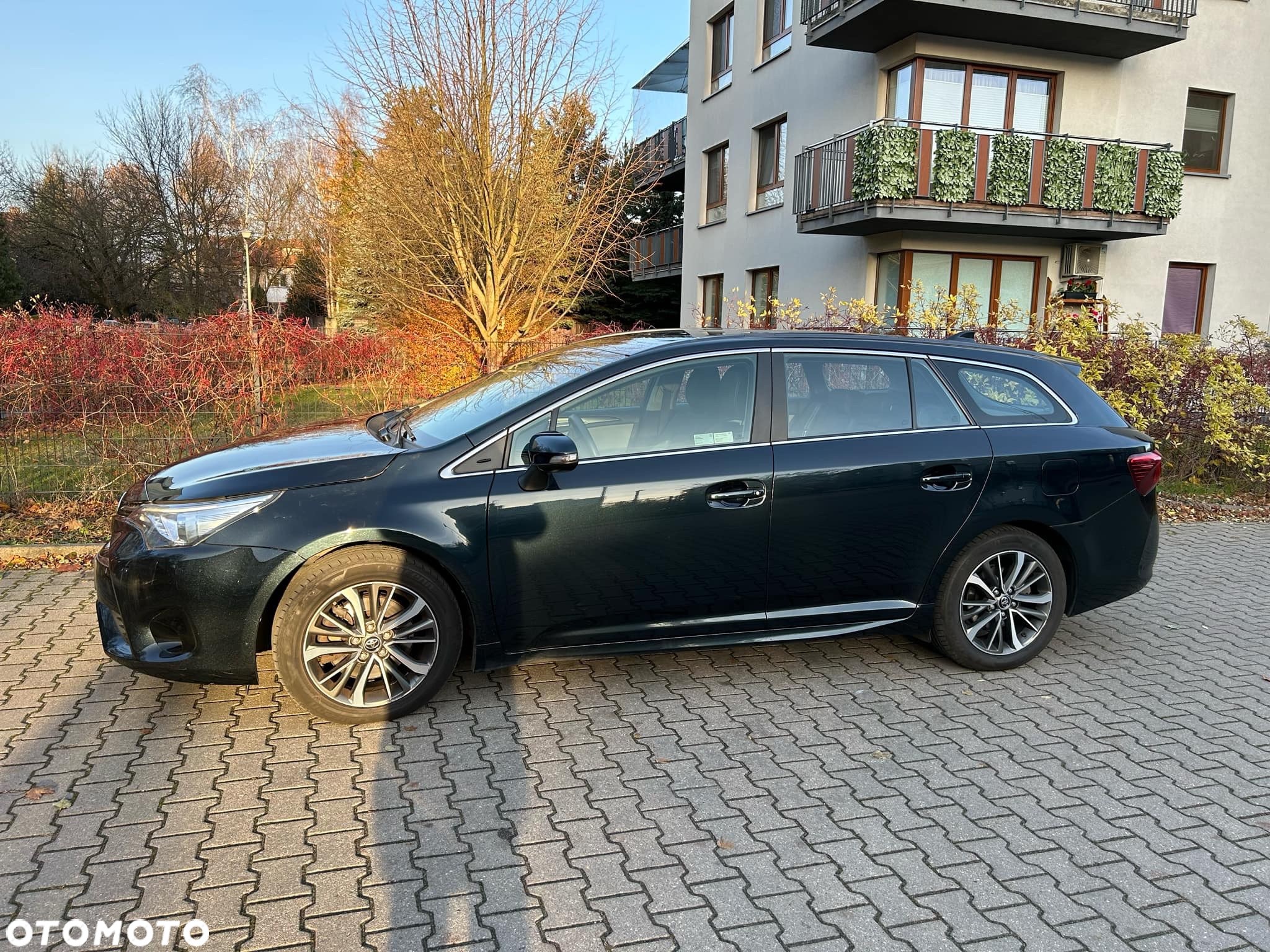 Toyota Avensis 2.0 D-4D Selection - 2