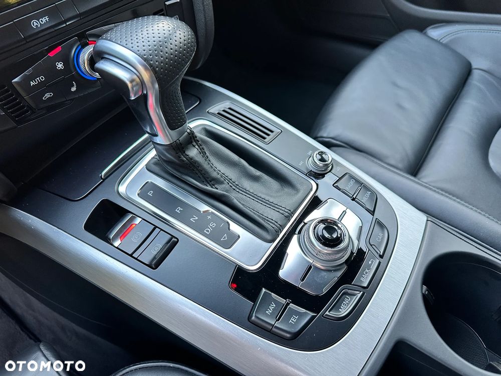 Audi A4 Avant 2.0 TDI Quattro Sport S tronic - 32
