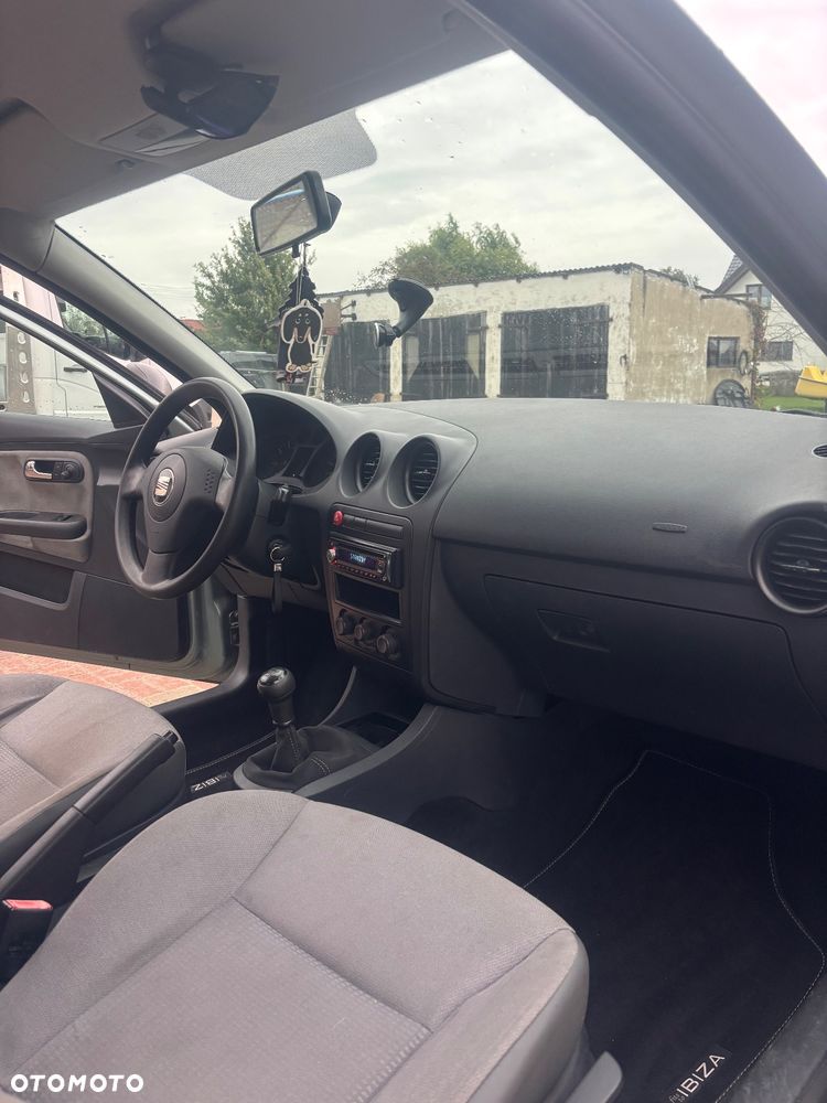Seat Ibiza 1.4 16V Reference - 16