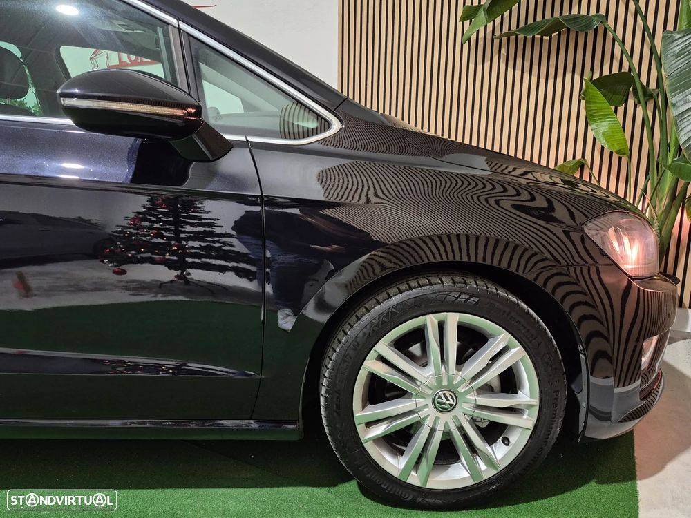 VW Golf Sportsvan 1.6 TDI Highline DSG - 4