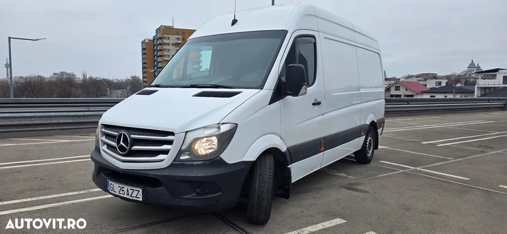 Mercedes-Benz Sprinter - 1