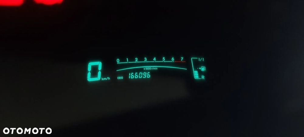 Toyota Yaris 1.0 Luna - 14