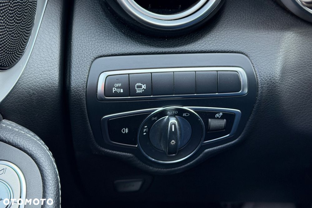 Mercedes-Benz GLC - 21