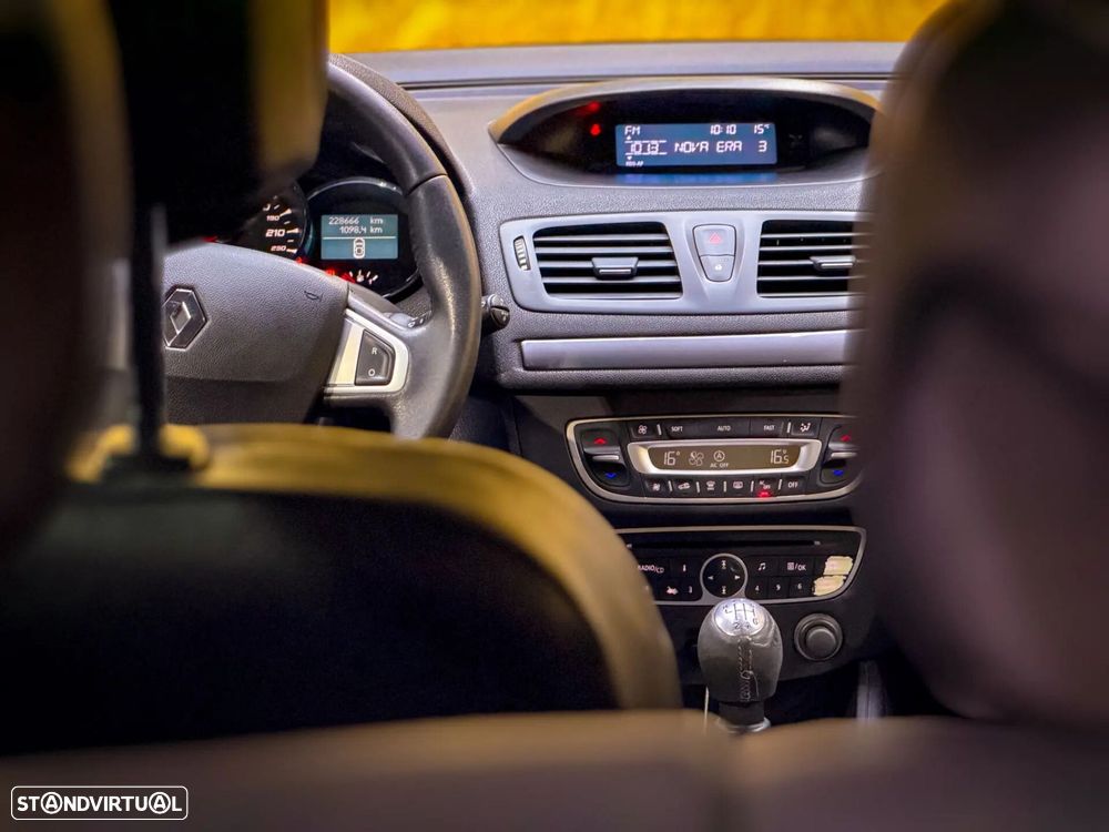 Renault Mégane Coupe 1.5 dCi GT Line SS - 30