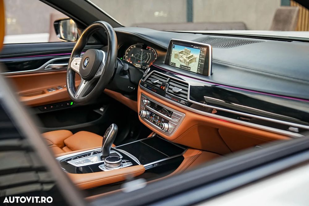 BMW Seria 7 740Ld xDrive MHEV - 16