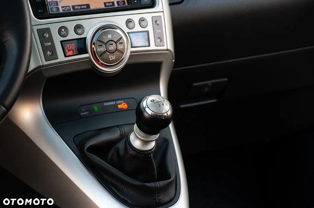 Toyota Verso 1.8 5-Sitzer Executive - 36