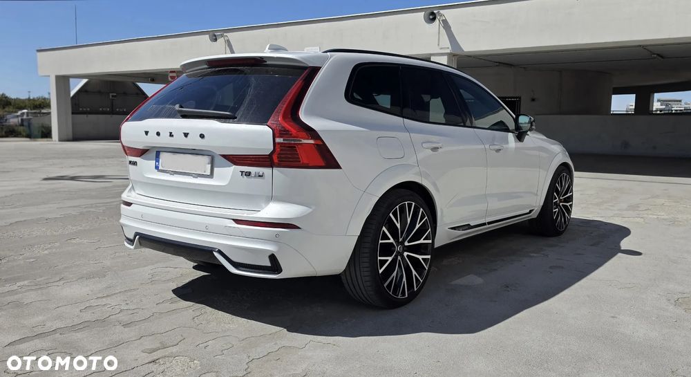 Volvo XC 60 T8 AWD Plug-In Hybrid Polestar Engineered - 4