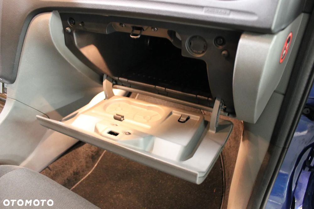 Ford Focus 2.0 Ghia - 25