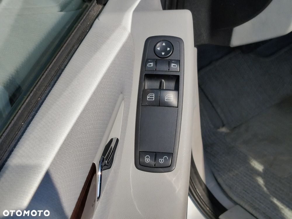 Mercedes-Benz Klasa B - 22