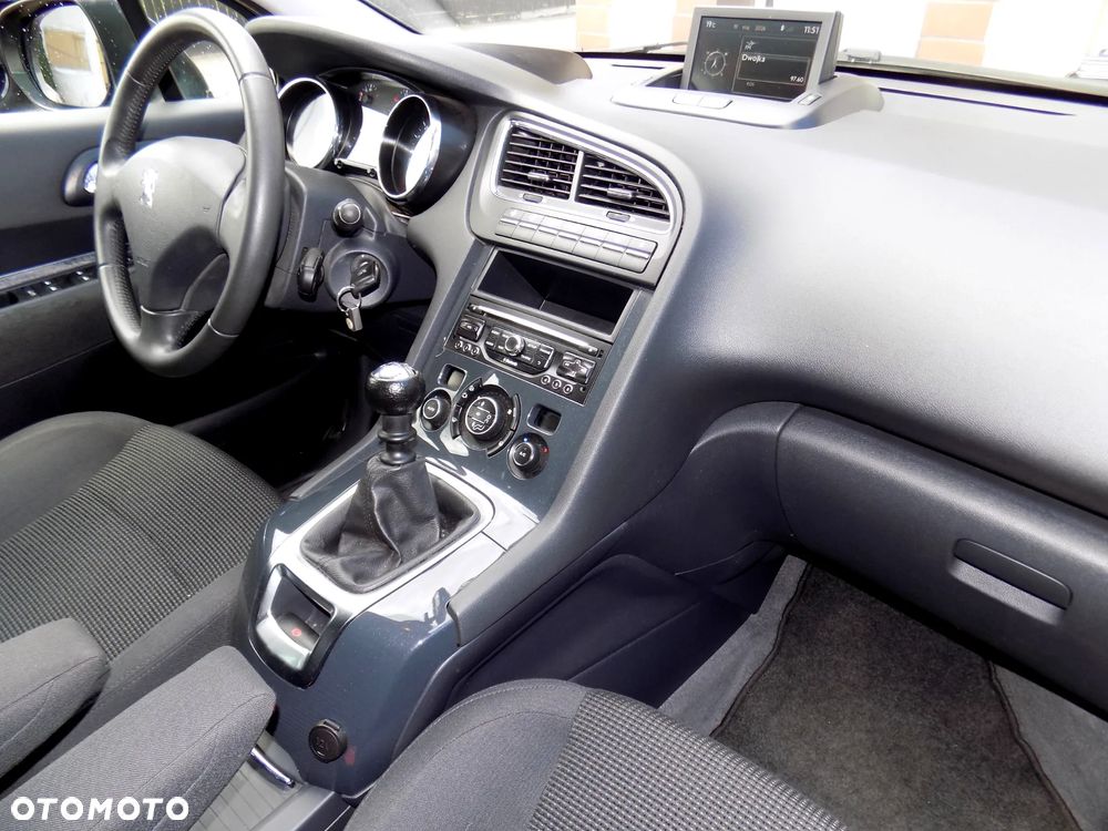 Peugeot 5008 1.6 HDi Style - 16