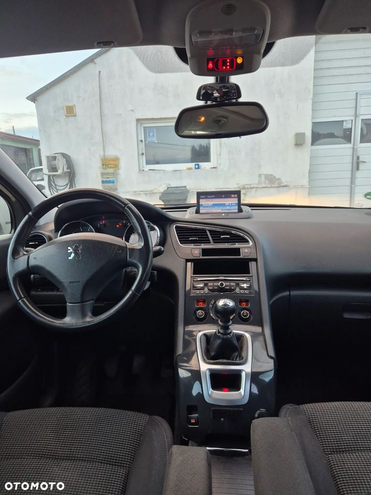 Peugeot 5008 155 THP Allure - 3