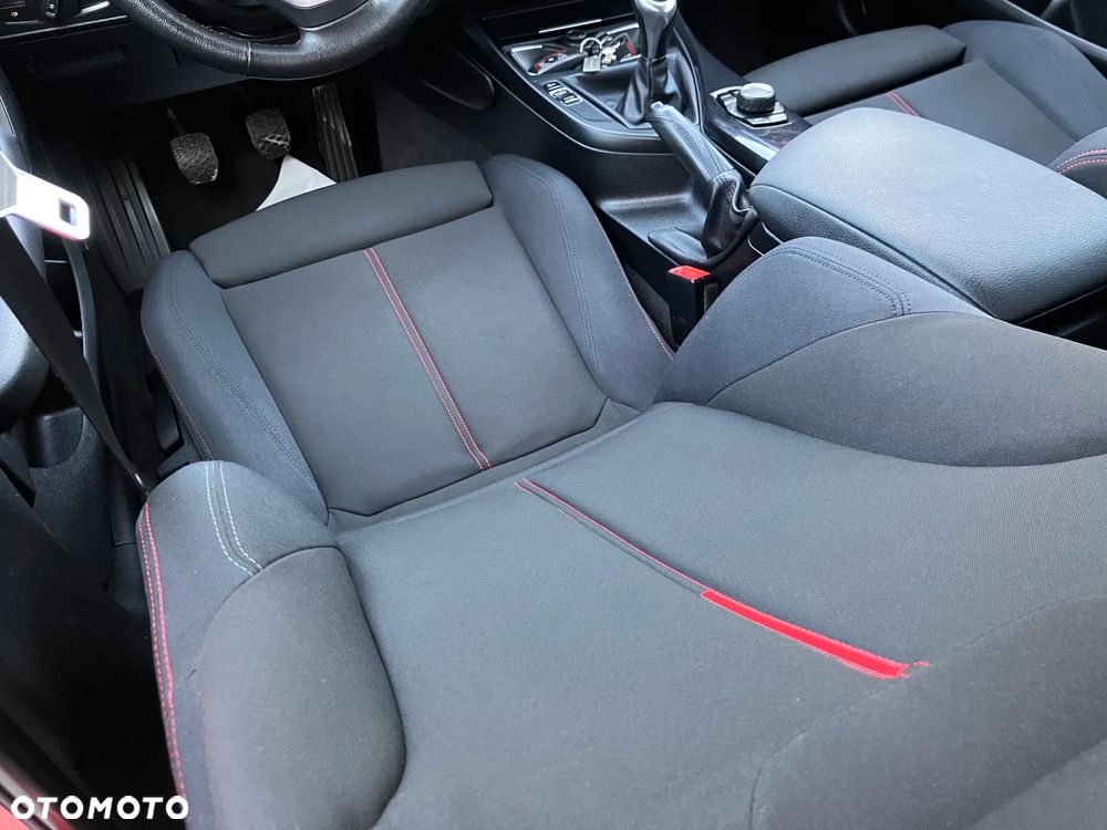 BMW Seria 1 120i Edition Lifestyle - 31