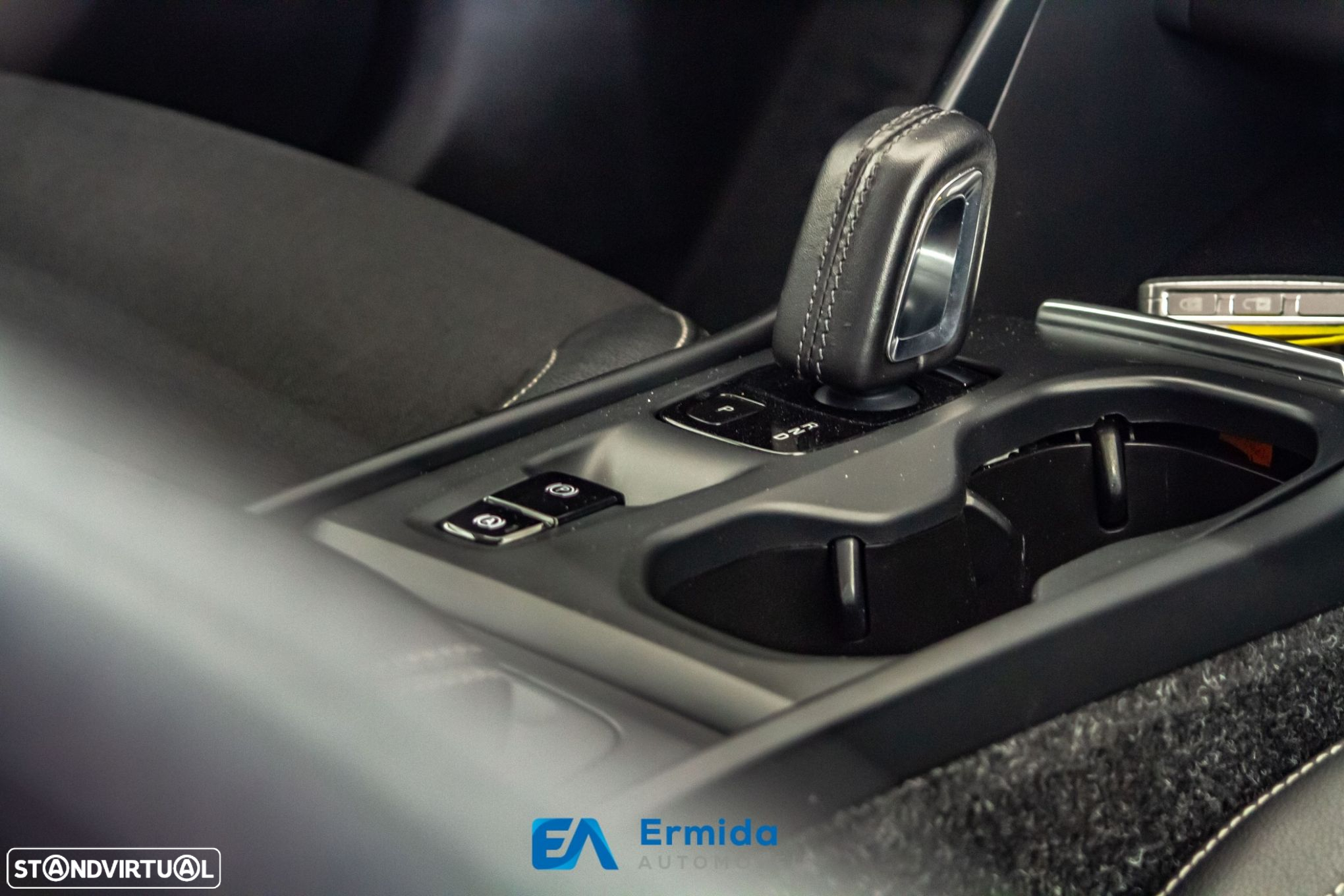 Volvo XC 40 2.0 D3 Geartronic - 51