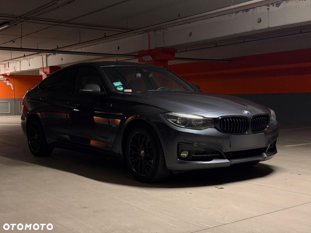 BMW Seria 3 320d xDrive Sport Line - 2