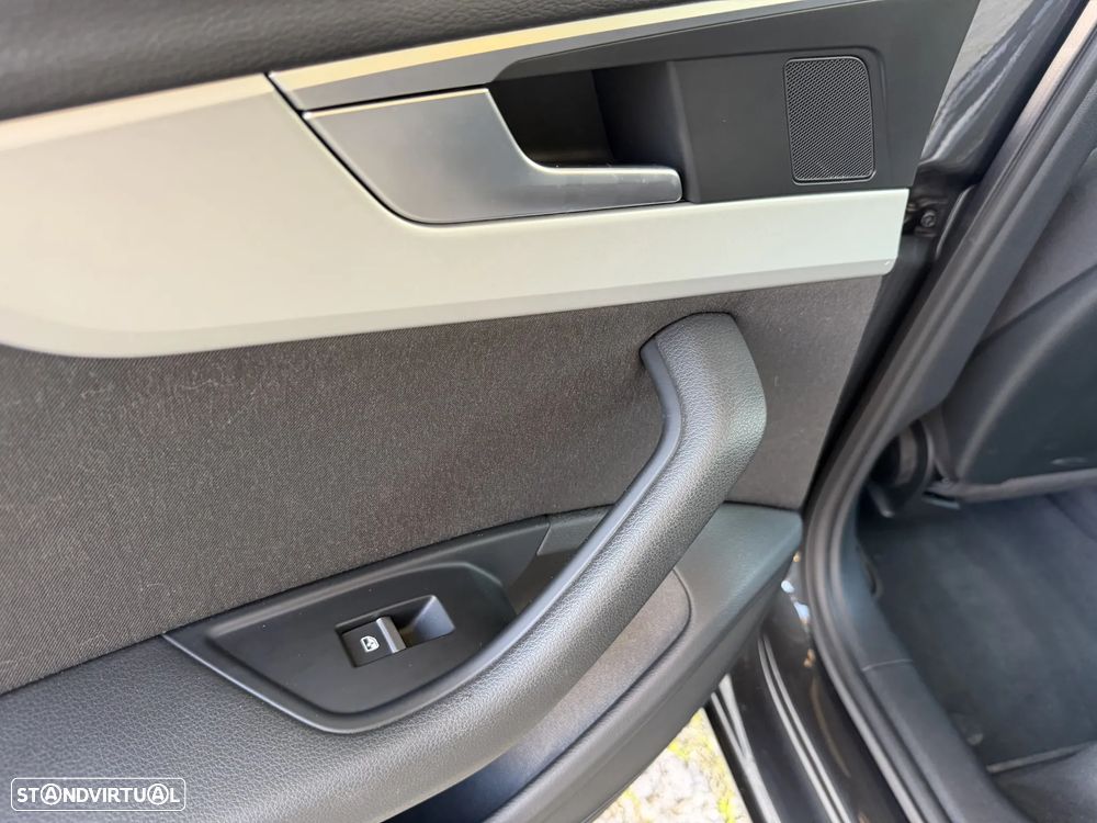 Audi A4 Avant 35 TDI S tronic - 37