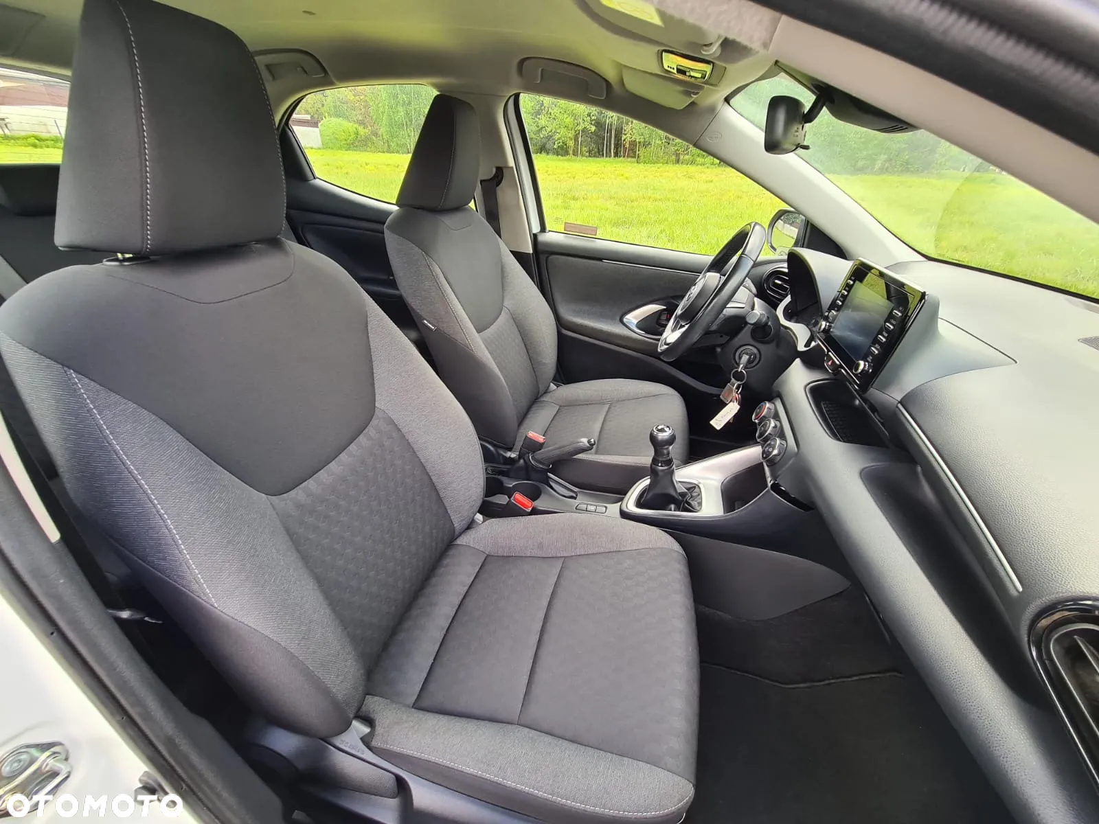 Toyota Yaris 1.0 Comfort - 35