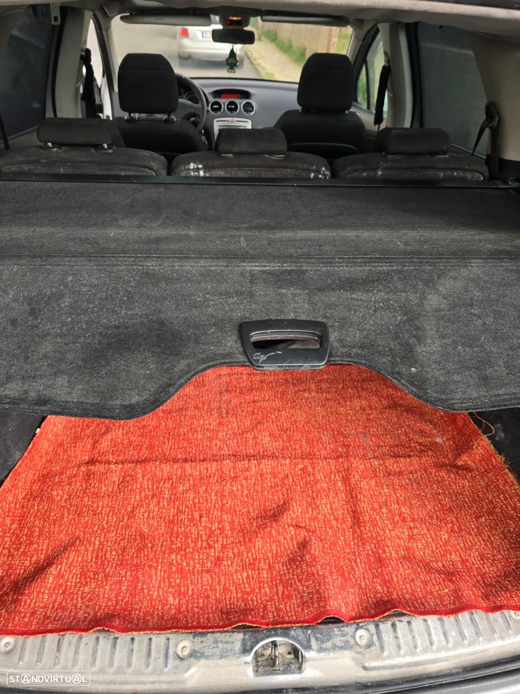 Peugeot 308 SW 1.6 HDi Premium - 12