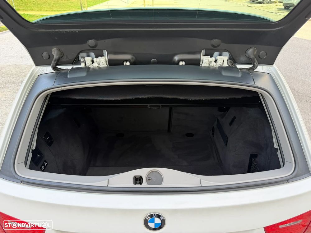 BMW 318 d Sport - 21