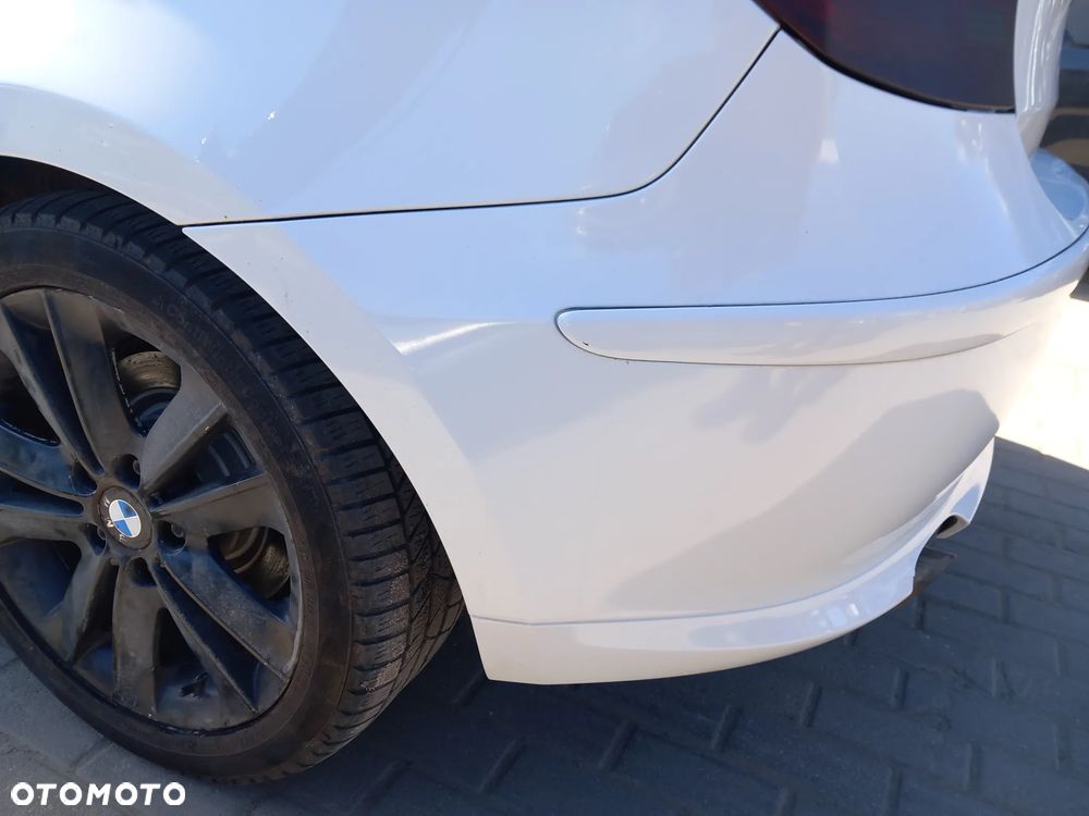 BMW E87 ZDERZAK TYLNY TYŁ KOLOR: 300 - 10