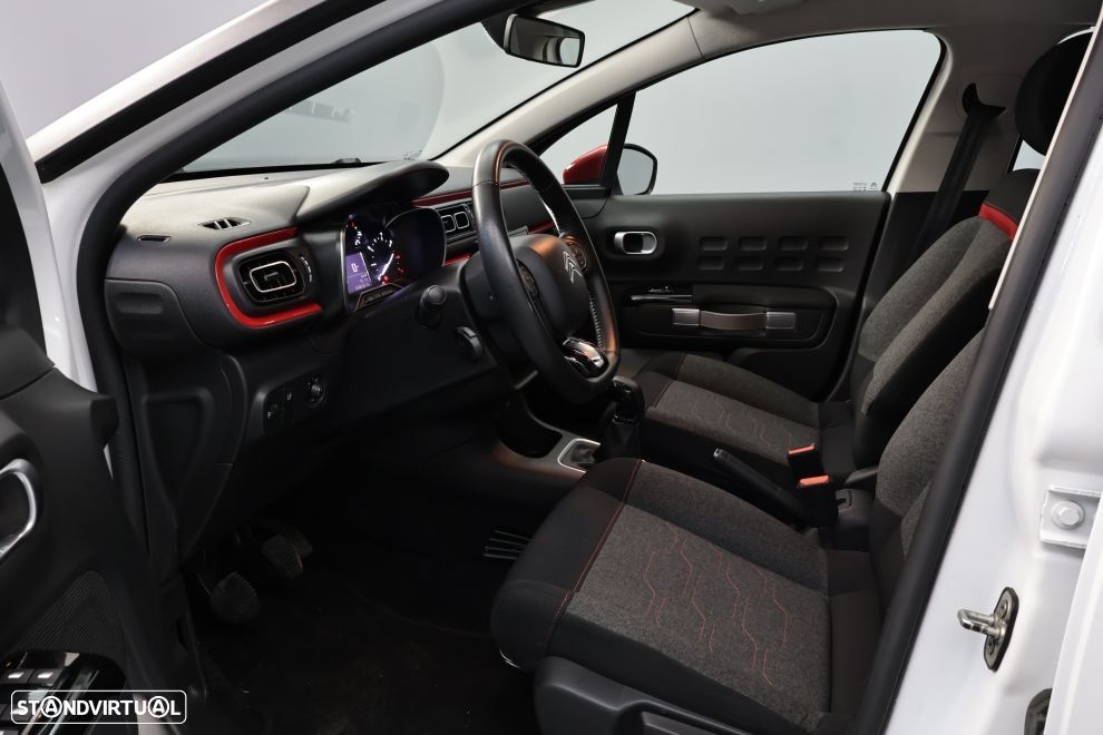 Citroën C3 1.2 PureTech Shine - 21