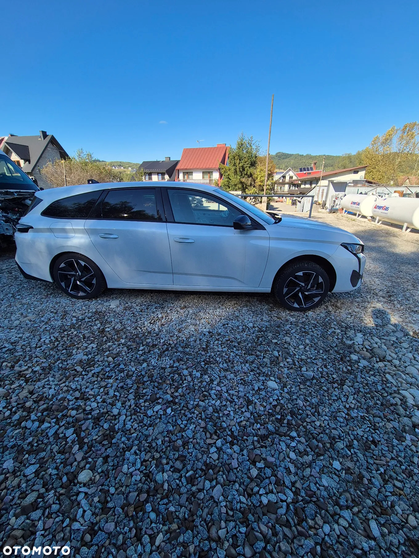 Peugeot 308 1.5 BlueHDi Allure S&S - 4