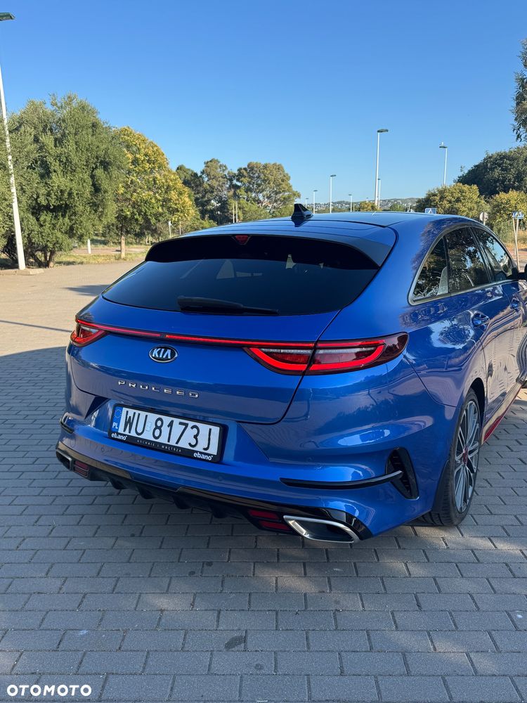 Kia ProCeed - 9
