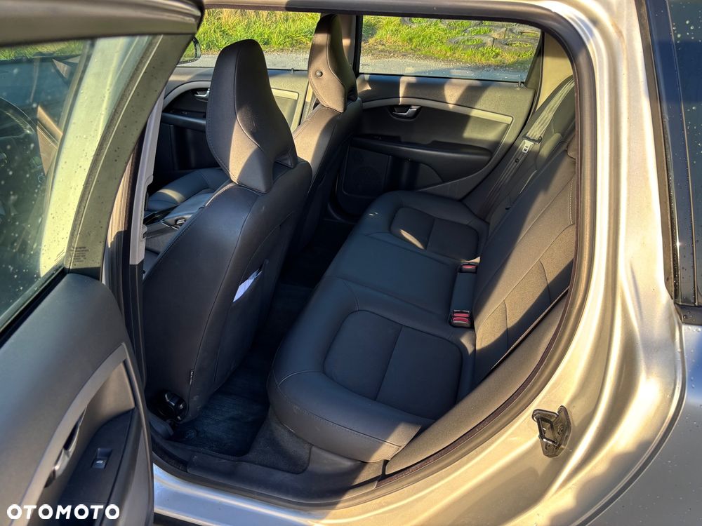Volvo V70 2.0D Kinetic - 7