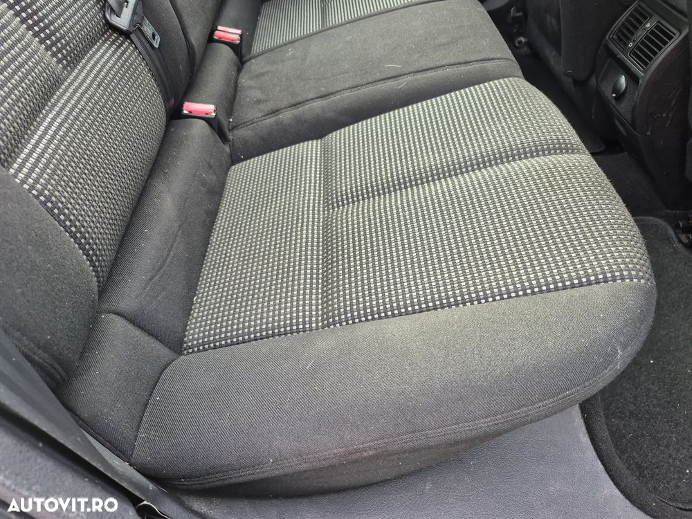 Peugeot 407 HDi 135 Automatik Sport - 7